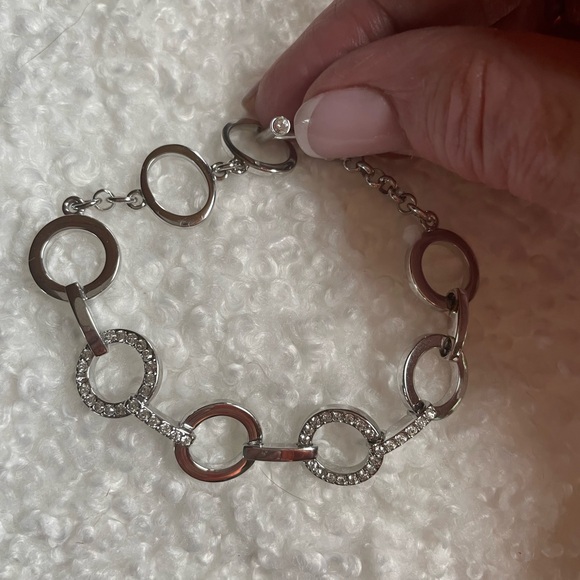 Swarovski circle pendant necklace, bracelet, earring set. - Picture 3 of 16